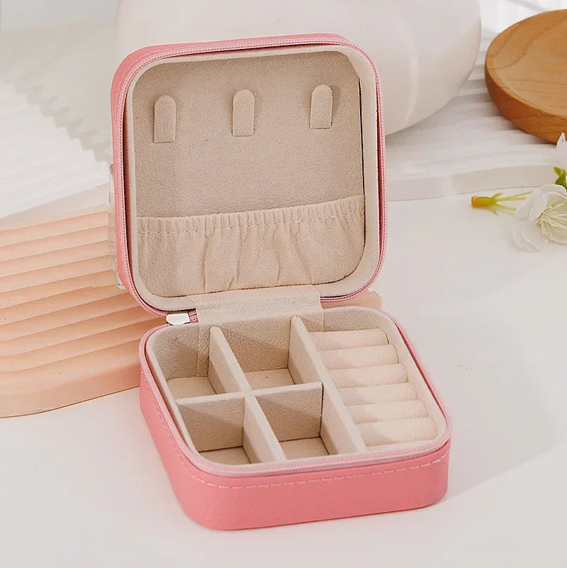 VelvetNest Travel Jewelry Case