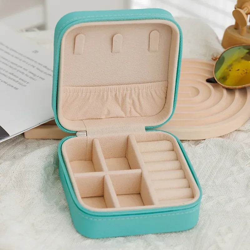 VelvetNest Travel Jewelry Case