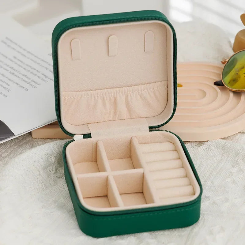 VelvetNest Travel Jewelry Case